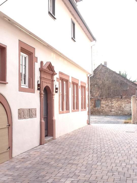 Hotel Adler Бабенхаузен Екстериор снимка