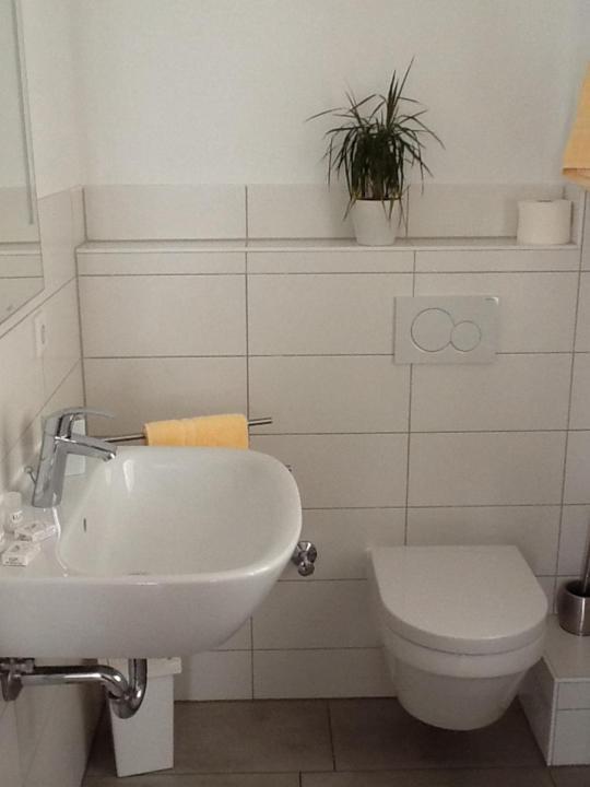 Hotel Adler Бабенхаузен Стая снимка